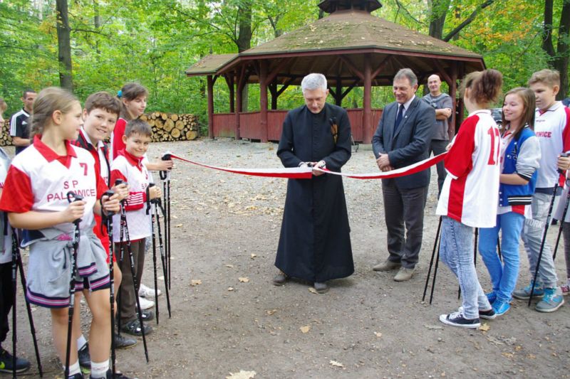 Dwie nowe trasy do nordic walkingu - Palowice.NET 2015